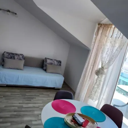 Myvodice Apartment *