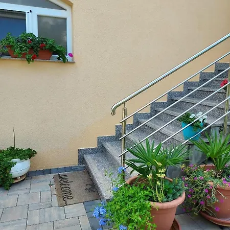 Myvodice Apartment