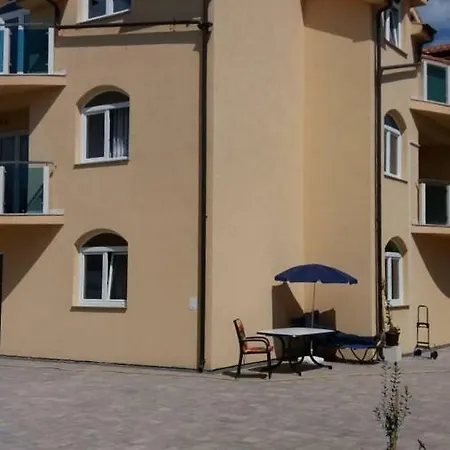 Myvodice Apartment *